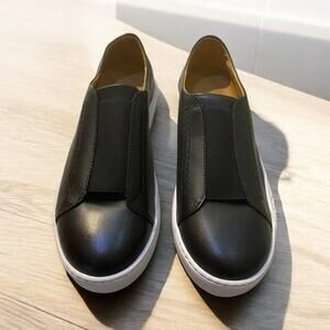 Garnet Hill Zora Slip On Sneakers 44980 Leather Shoes Size 9 / 39 EUC